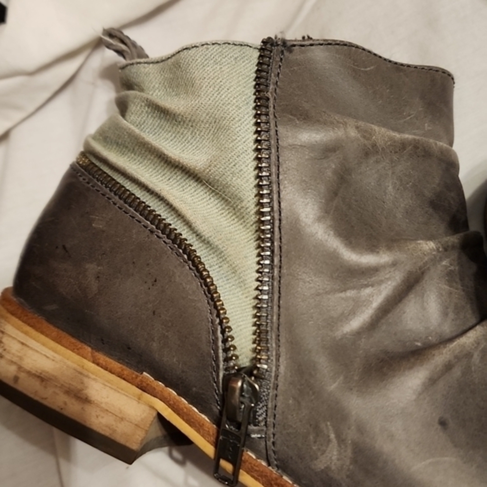 CAT Mixed Media Moto Ankle Boots Distressed Faux Leather Canvas Block Heel 8 - Picture 14 of 15